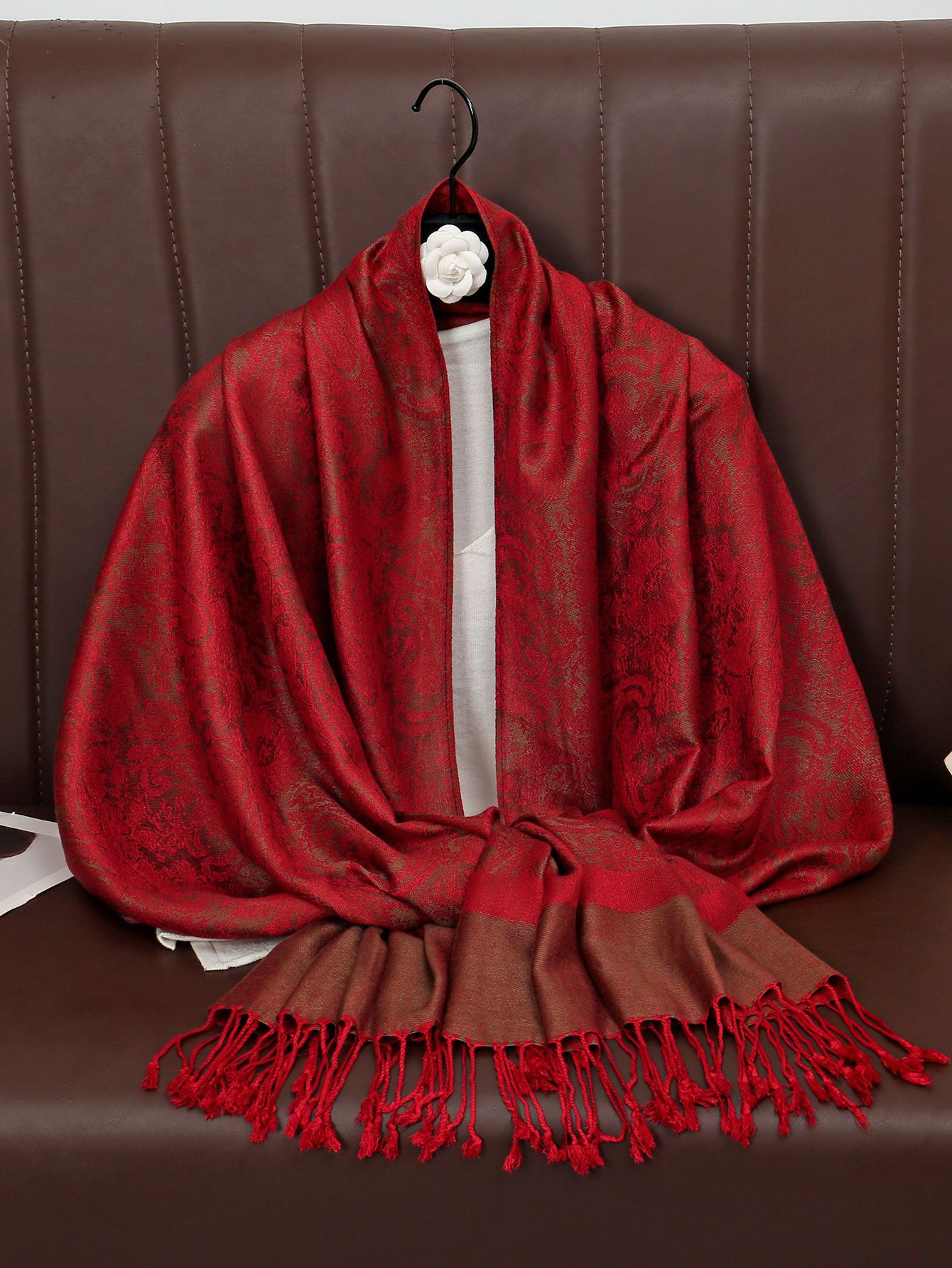 Fashionable Paisley Ethnic Style Cashew Jacquard Shawl