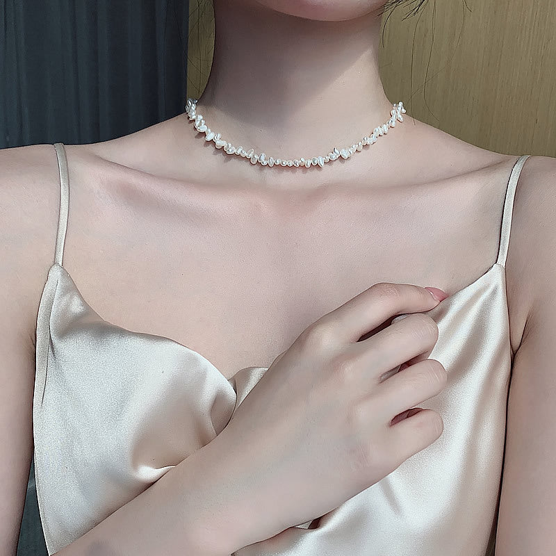 Baroque Pearl Necklace Women's Luxury Niche Design Clavicle Chain Accessories New Necklace Accessories
