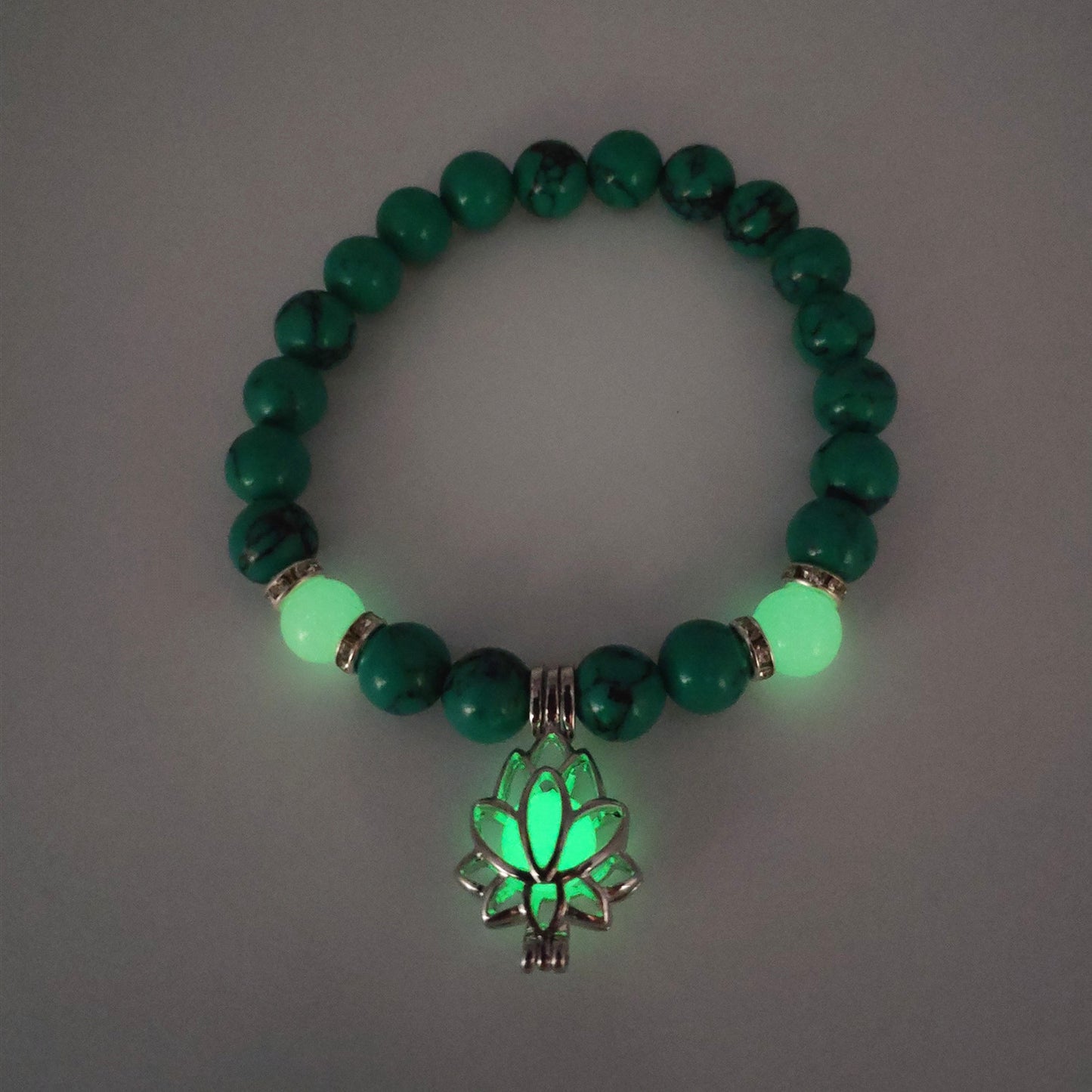 Turquoise Bead Bracelet – Fluorescent Glow Stone Jewelry