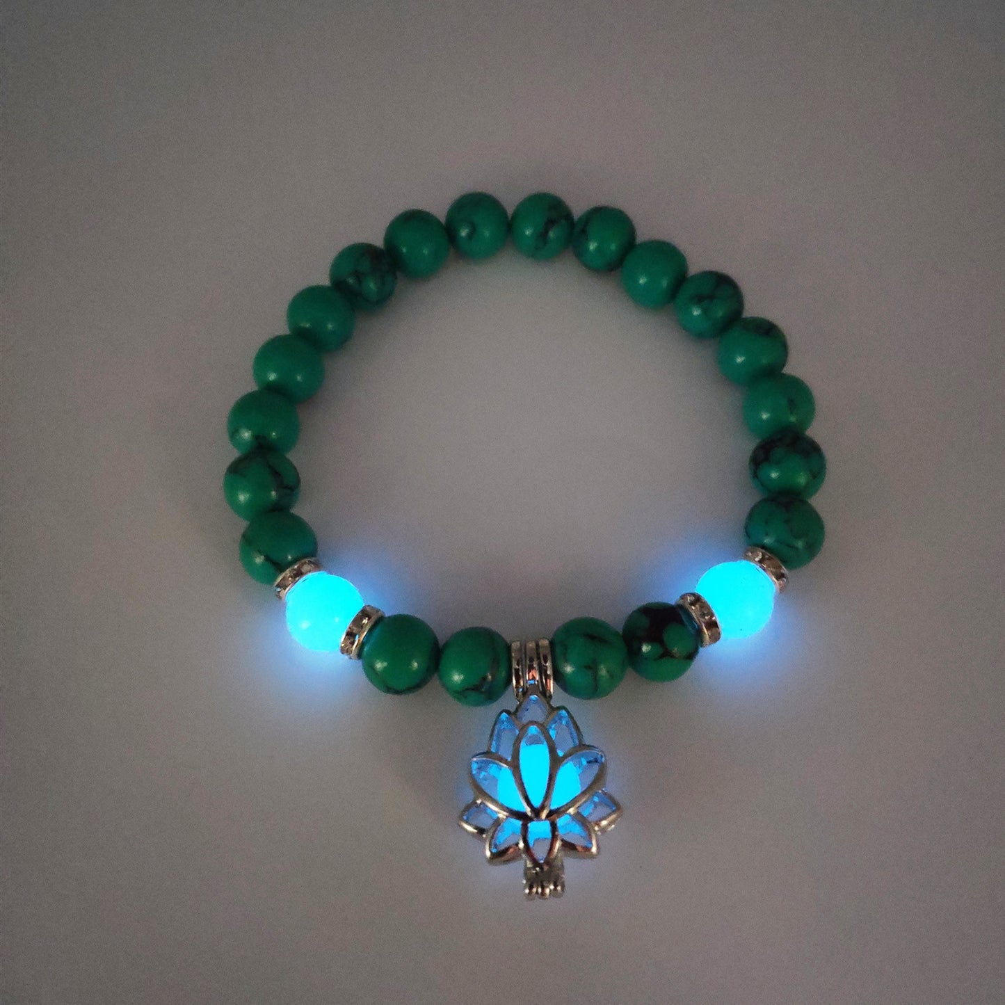 Turquoise Bead Bracelet – Fluorescent Glow Stone Jewelry