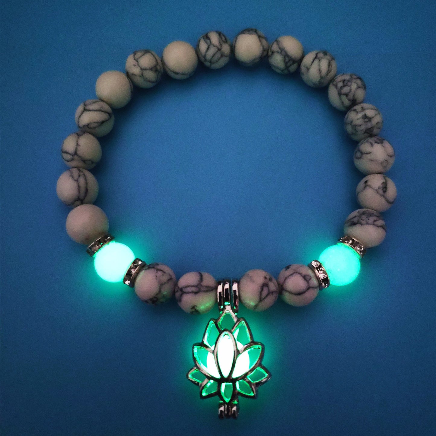 Turquoise Bead Bracelet – Fluorescent Glow Stone Jewelry